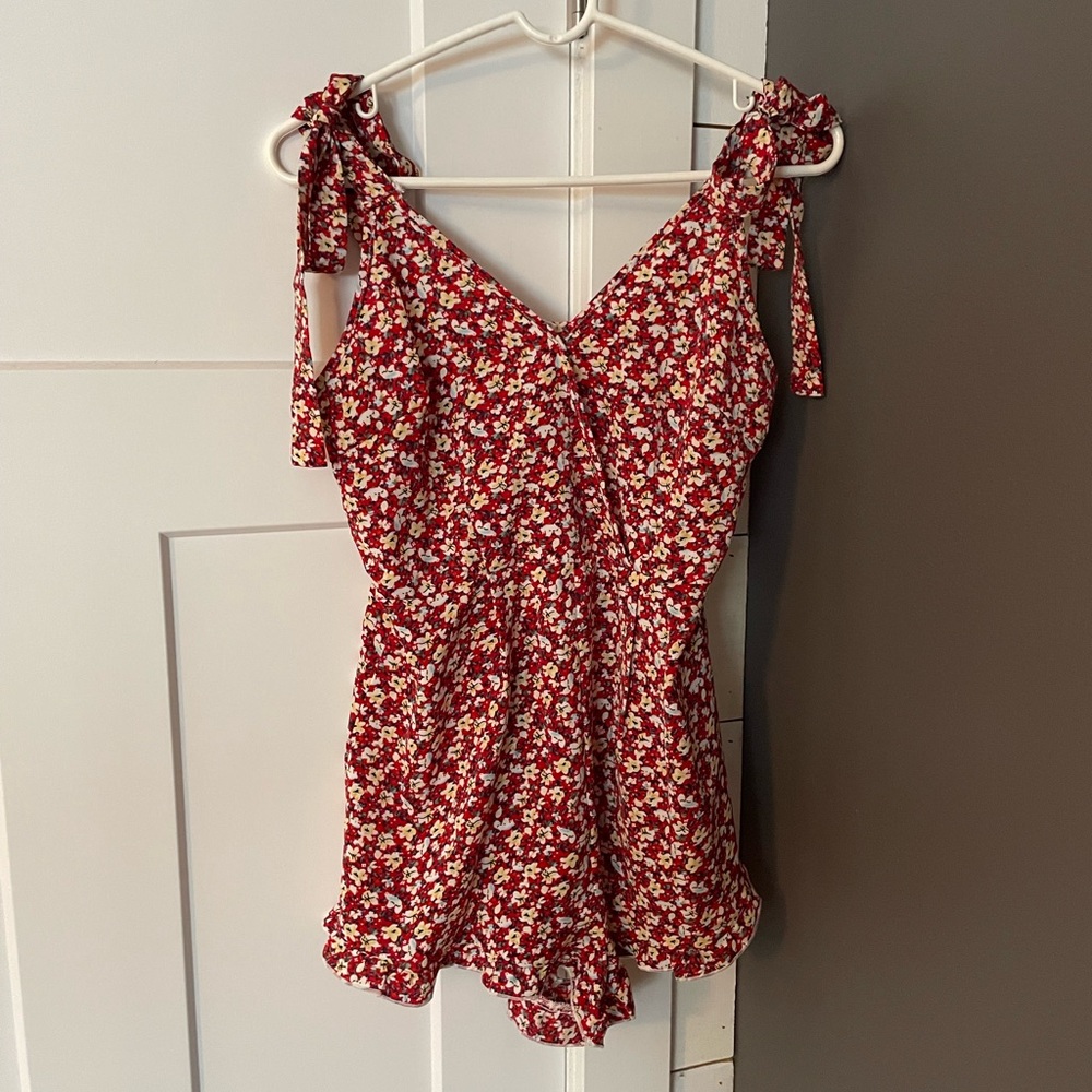 Shein romper size medium with tie straps